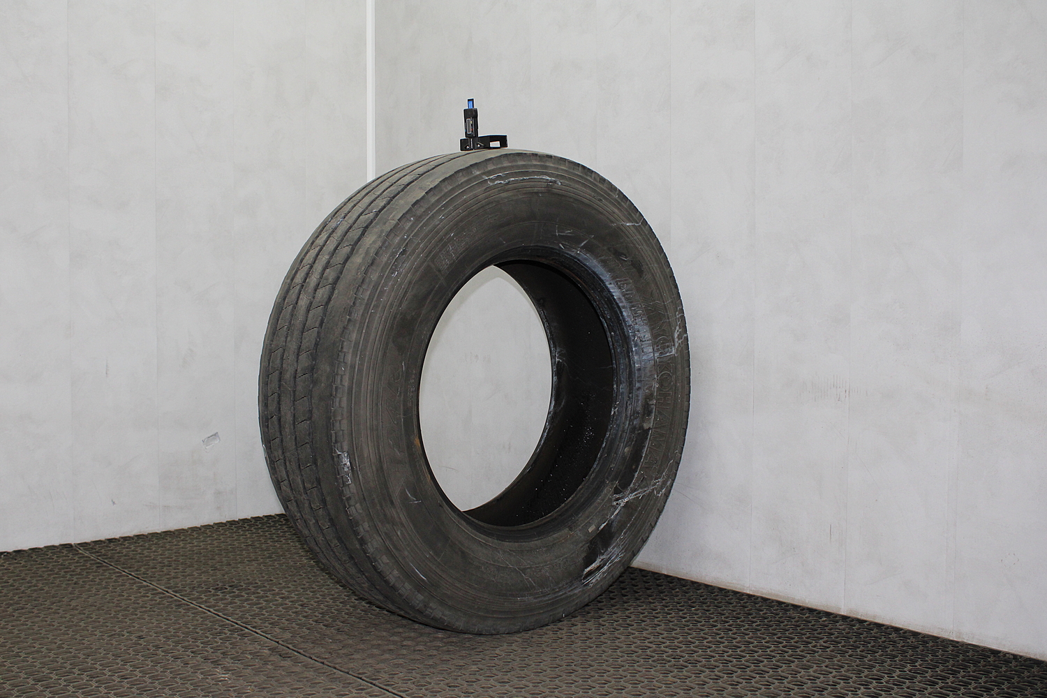 315/70  R22.5  Yokohama 124R 156/150L