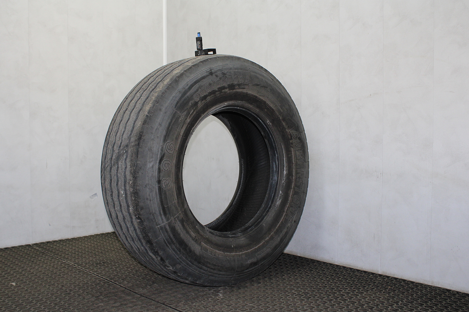 385/65  R22.5  AMBERSTONE 396 160K