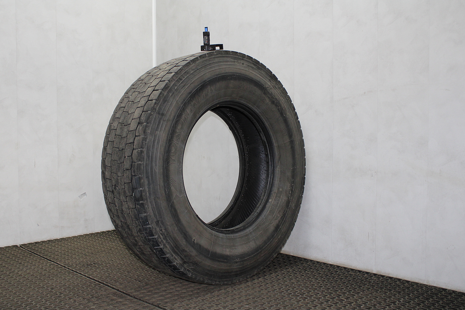 315/80  R22.5  Yokohama 704R 156/150L