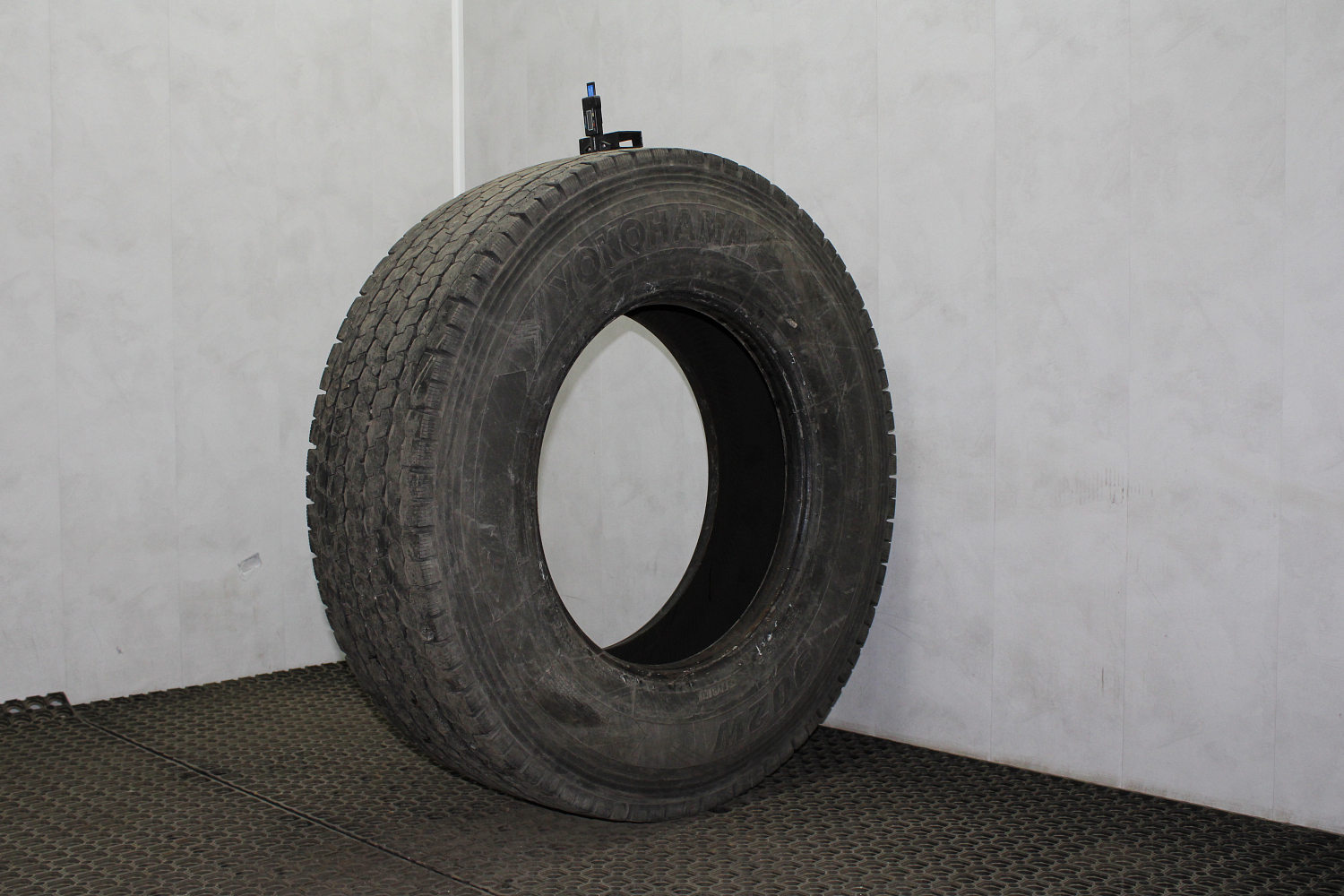 295/80  R22.5  Yokohama 902W 154/150K